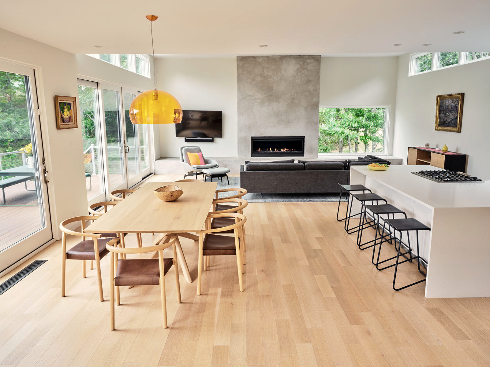 interior view of Ocean View House in Charlestown Rhode Island