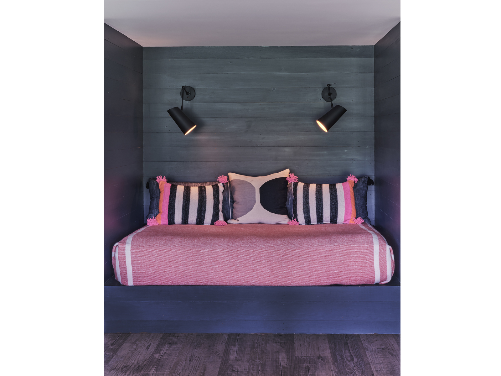 Pink bed inset in alcove