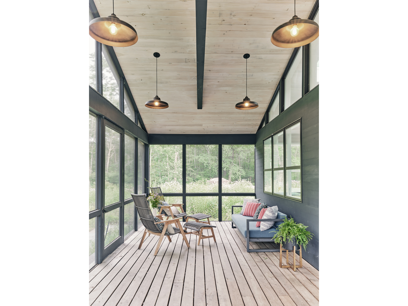 Porch architecture by Sarah Jeffrys Design